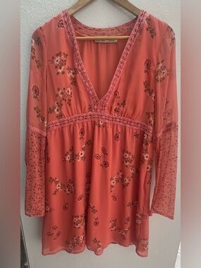 Abercrombie & Fitch Coral Floral V-Neck Lace-Trim Dress